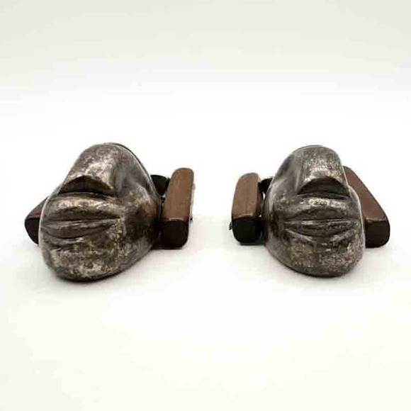 Vintage Modern Handmade Mask Clip On Earrings Pewter? Wood Tribal Easter Island - Picture 10 of 12